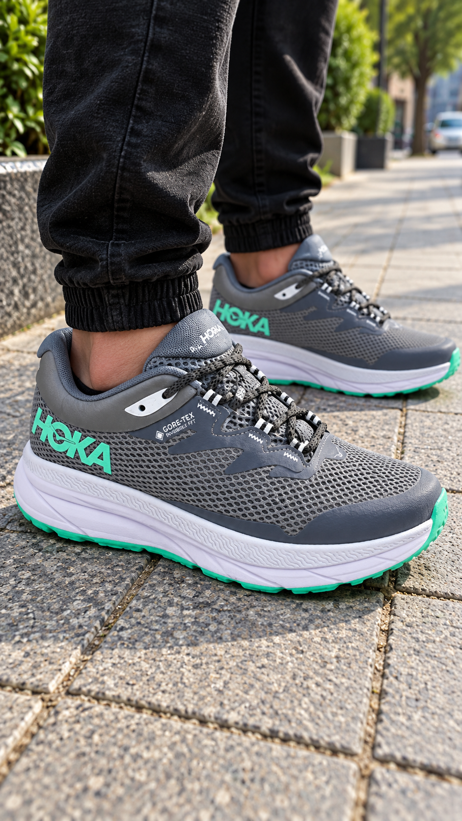 کفش کتونی مردانه هوکا HOKA مدل CORE-TEX | طوسی با زیره سبز فیروزه‌ای