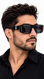 خرید عینک آفتابی آف وایت (Off-White) زنانه و مردانه | فریم مستطیلی مشکی با عدسی دودی